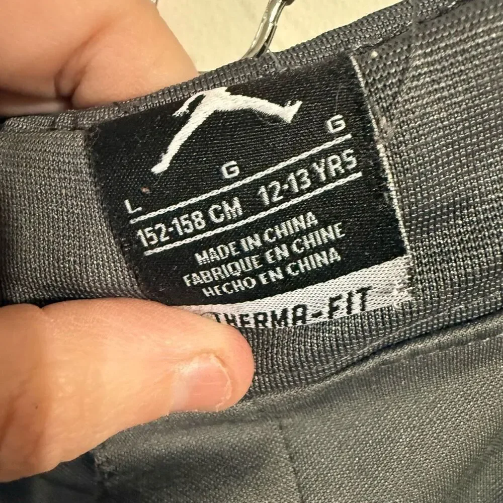 Nike air‎ Jordan youth size, large drawstring, joggers with ankle zip ￼